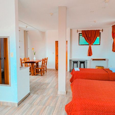 Suites En El Centro Puerto Ayora  Exterior foto
